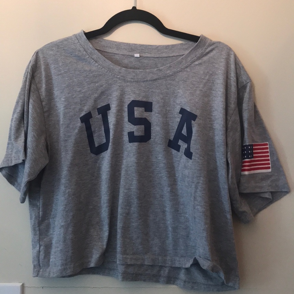 gray usa crop top